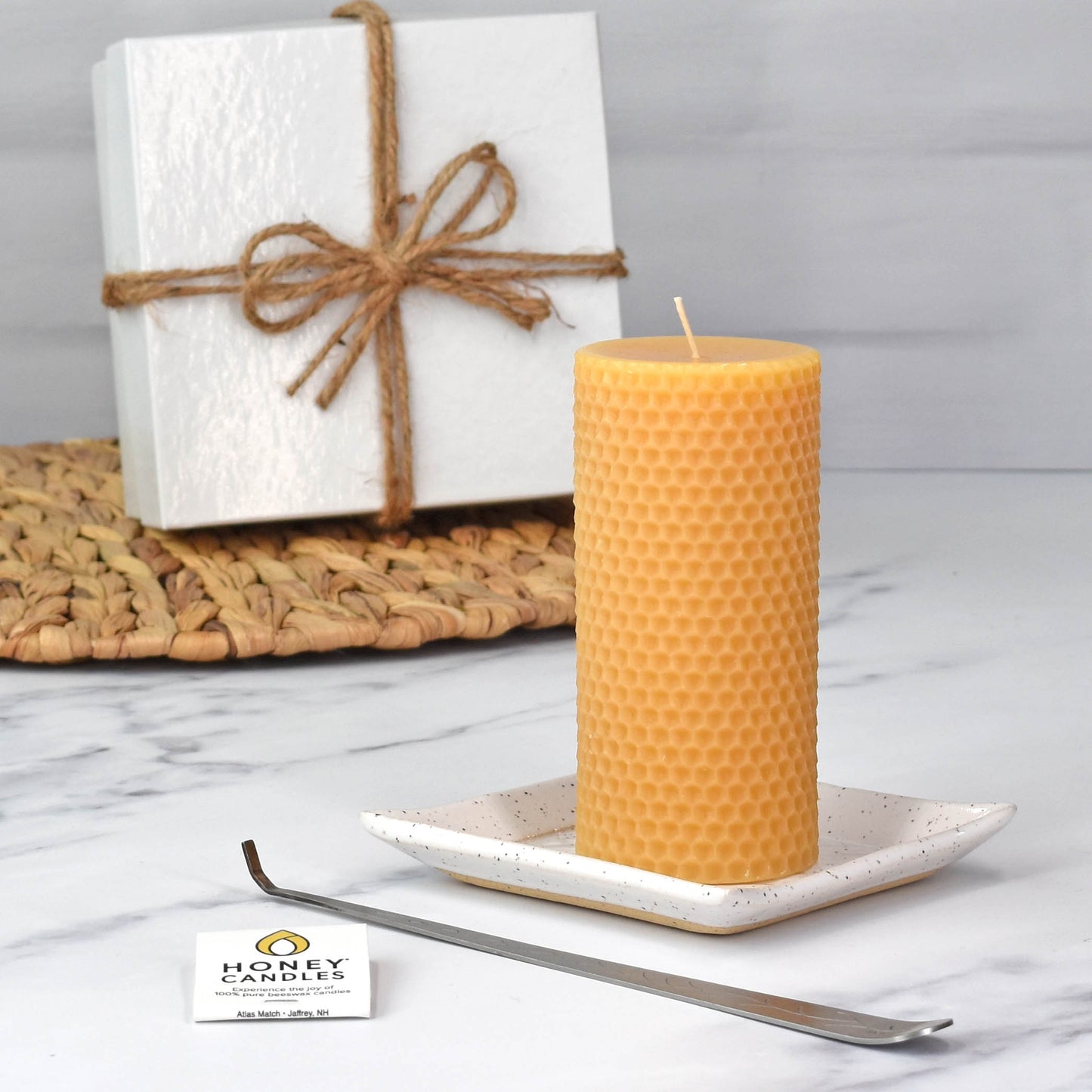 EEK Pottery x Honey Candles Honeycomb Pillar Gift Set